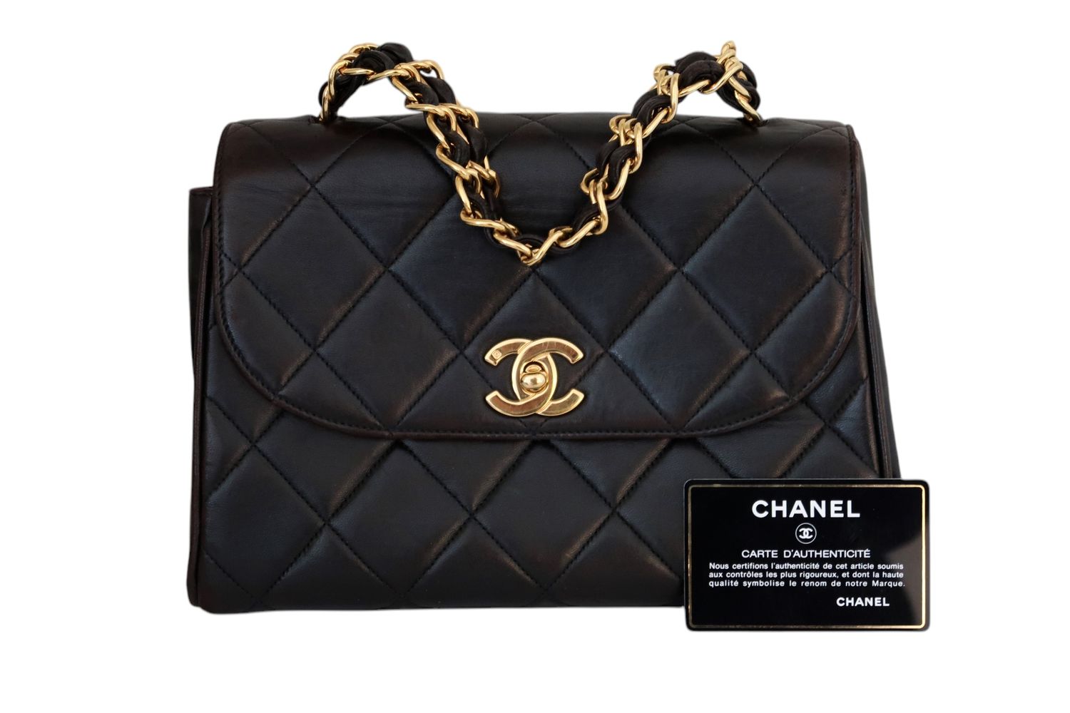 CHANEL VINTAGE DARK BROWN QUILTED LEATHER MATELASSE FLAP WITH CHAIN HANDLE