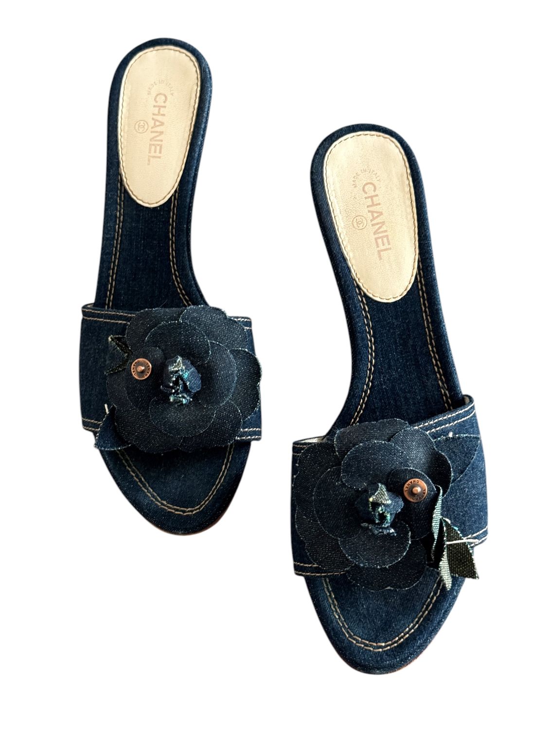 CHANEL VINTAGE CC FLORAL DENIM SLIDES HEELS / IT 41