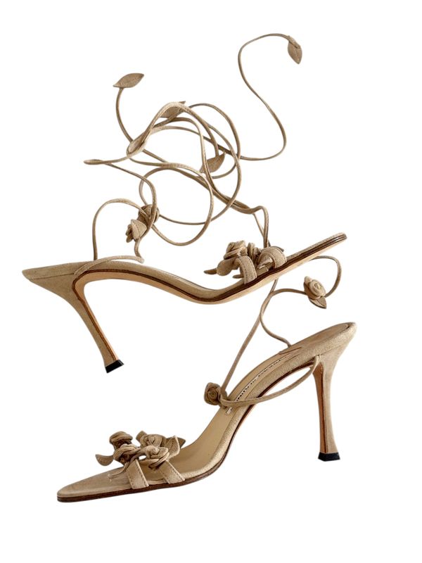 MANOLO BLAHNIK SUEDE ROSEBUD WRAP AROUND HEELS / IT 37