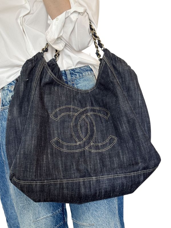 CHANEL DENIM LARGE CABAS SHOULDER TOTE BAG