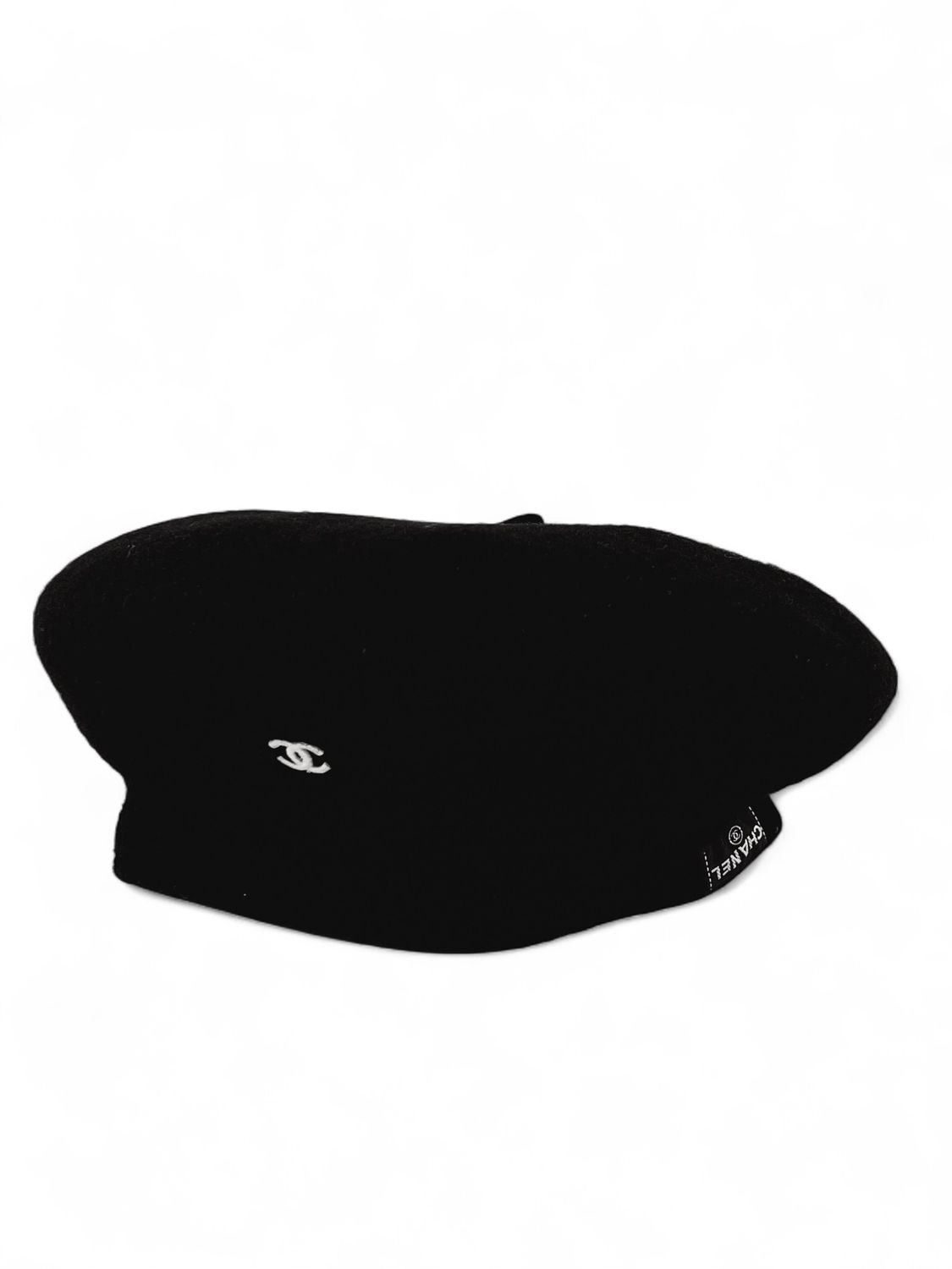 CHANEL VINTAGE 1998 BERET WITH CC LOGO AND CHANEL LABEL