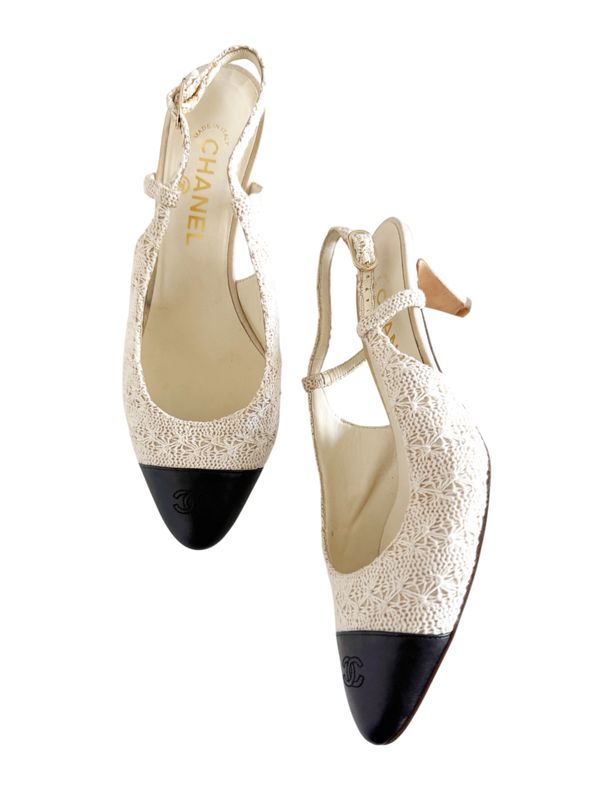 CHANEL VINTAGE CC LEATHER CAP TOE CROCHET SLINGBACK HEELS / IT 39