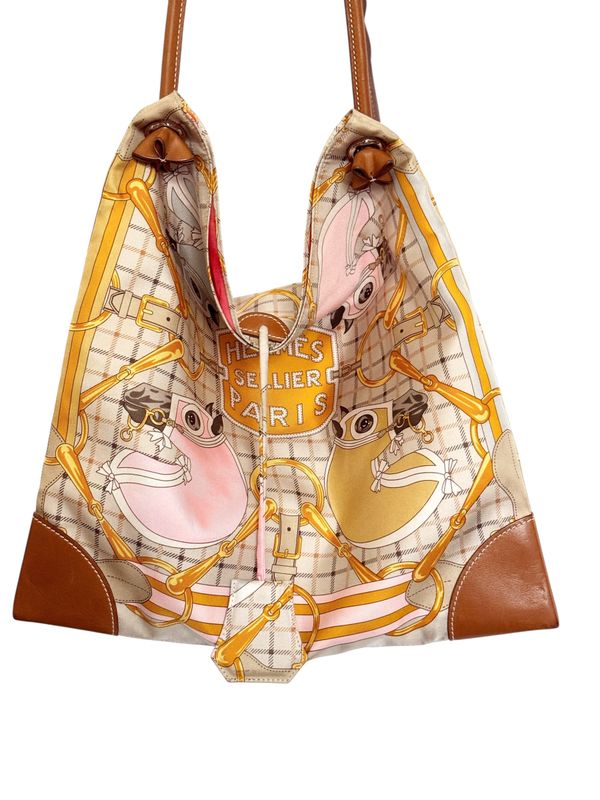 HERMES SILKY BAG WITH HORSE PRINT AND LOGO