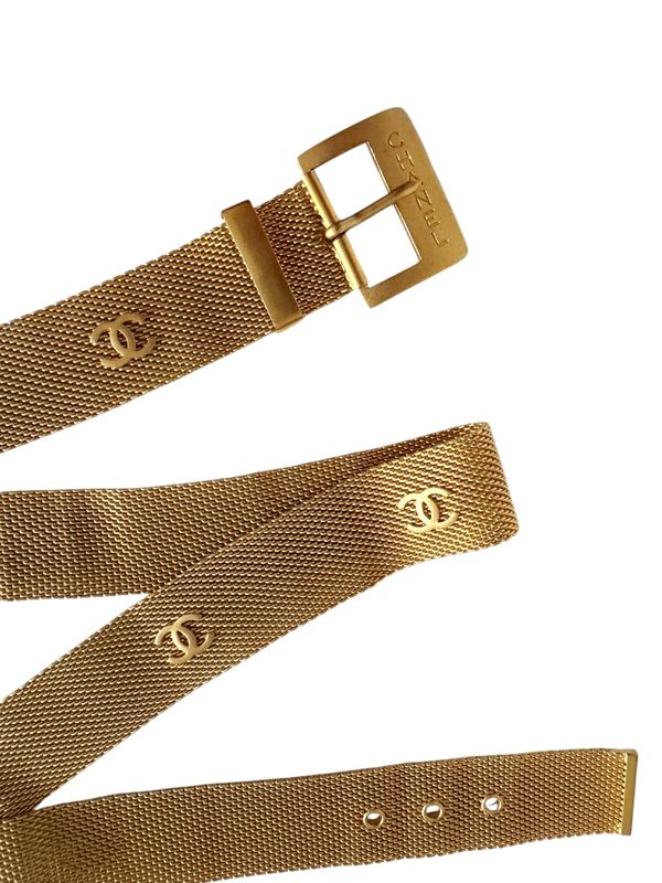 CHANEL VINTAGE 1995 CC LOGO GOLD CHAIN MESH WAIST BELT