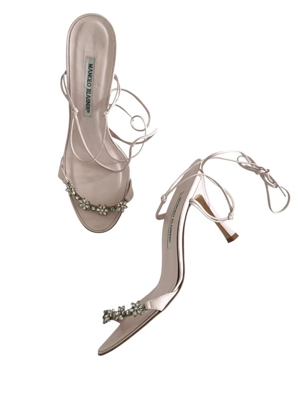 MANOLO BLAHNIK PINK LEATHER CRYSTAL FLOWER HEELS / IT 37