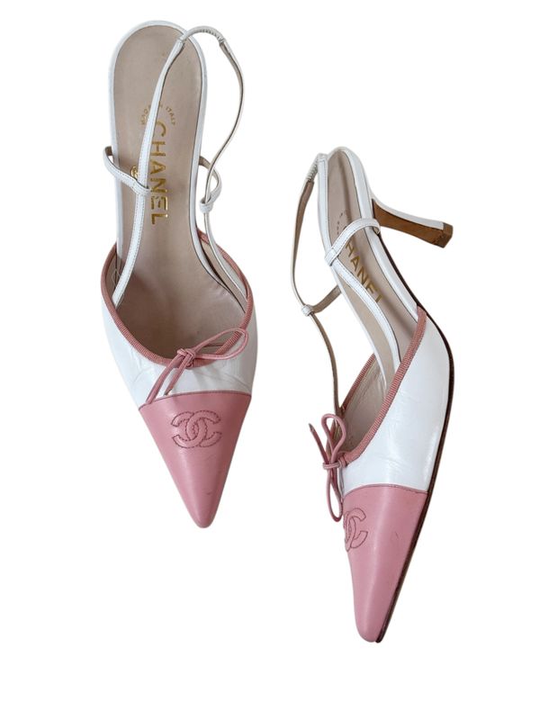CHANEL VINTAGE WHITE AND PINK LEATHER CC SLINGBACK HEELS / IT 39.5