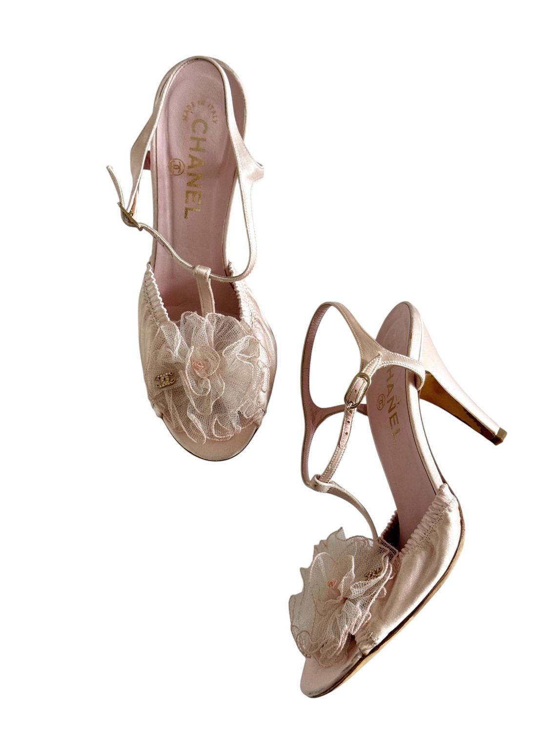 CHANEL VINTAGE BLUSH SATIN AND MESH CC FLORAL HEELS / IT 37