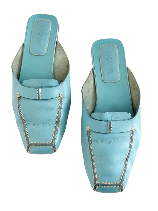 CHANEL CC LT. BLUE LEATHER FLATS / IT 39.5