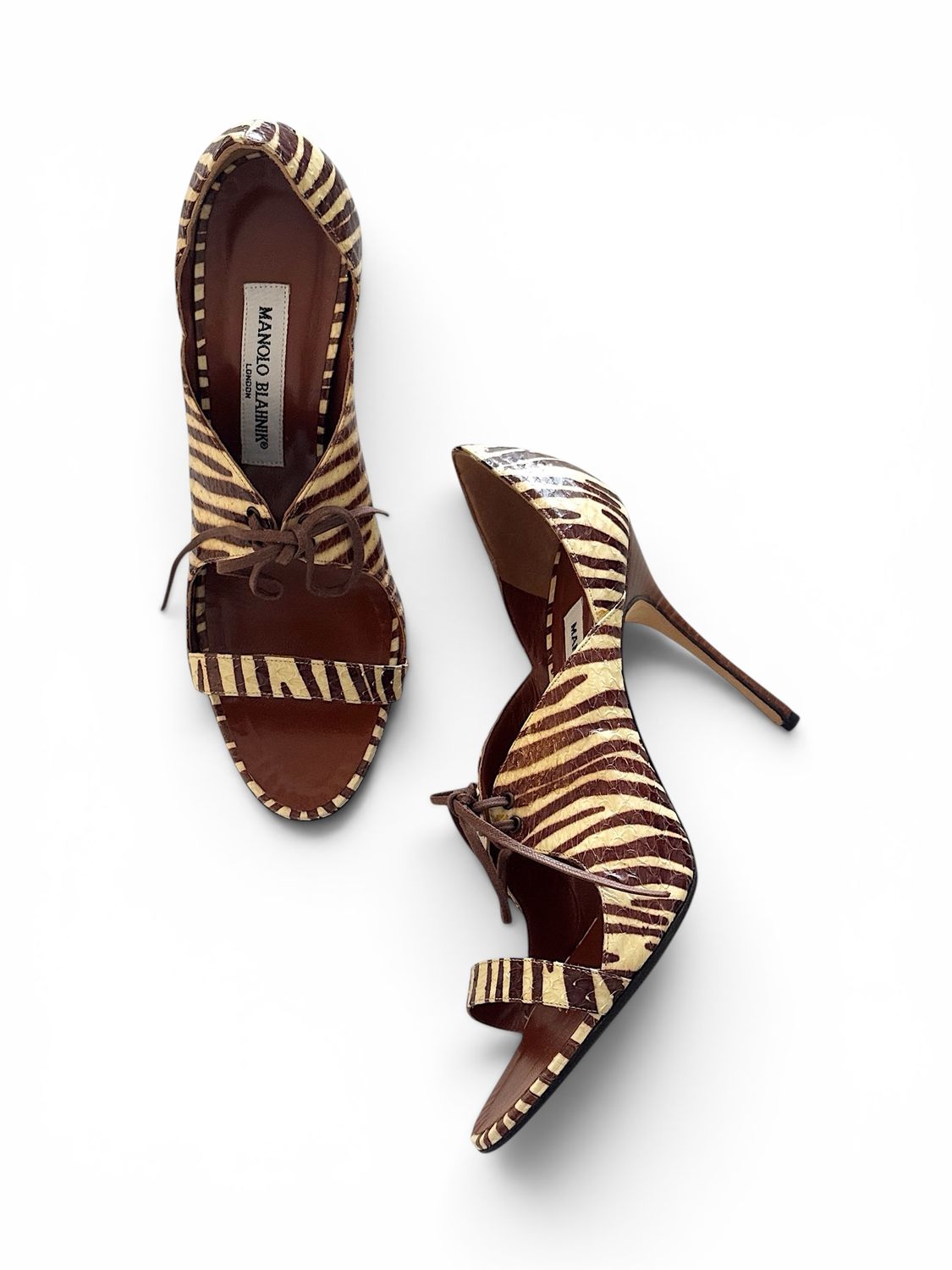 MANOLO BLAHNIK SNAKESKIN ZEBRA PRINT HEELS