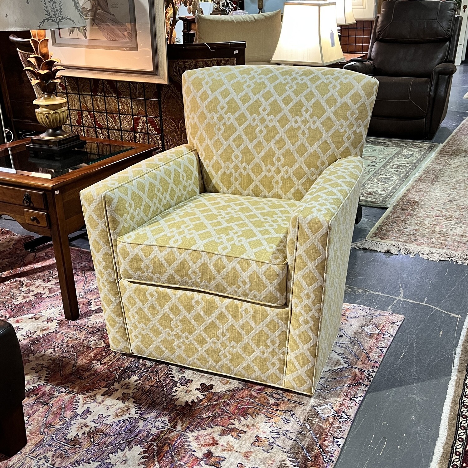 Ethan Allen Swivel Club Chair