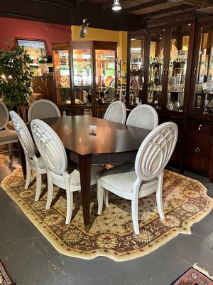 Ethan Allen Dining Table &amp; 8 Hooker Chairs