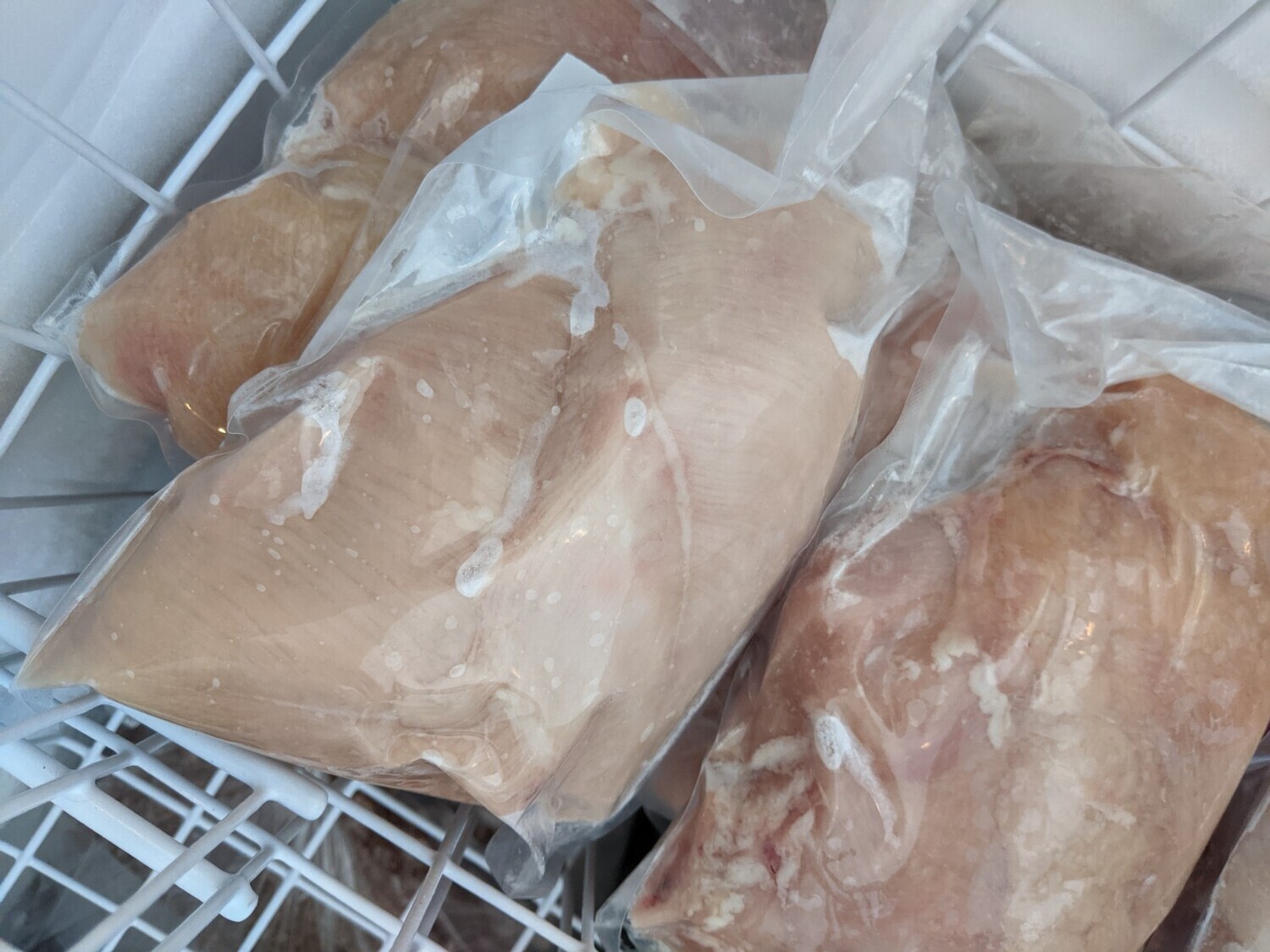 Chicken Breast (2/pck, $21.99/kg)