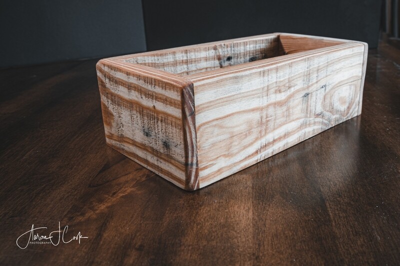 Reclaim wood box