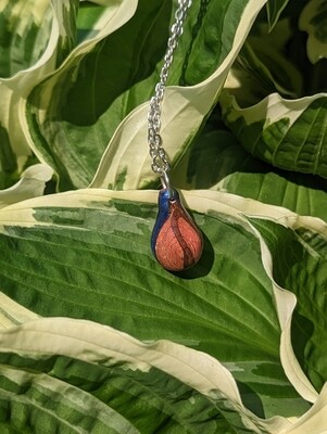 Teardrop liveedge epoxy necklace