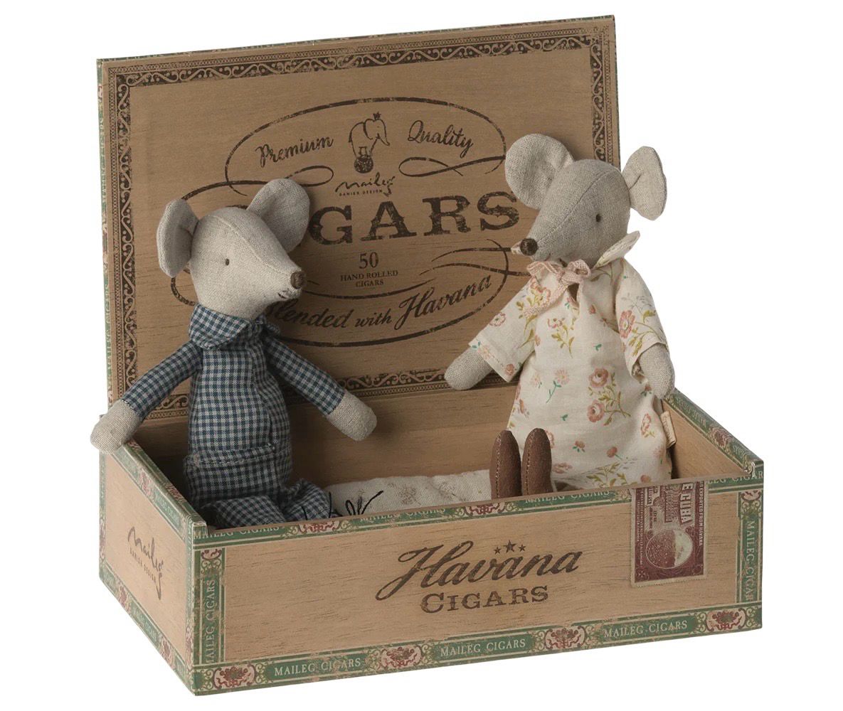 Maileg Grandma and Grandpa Mice in Cigarbox