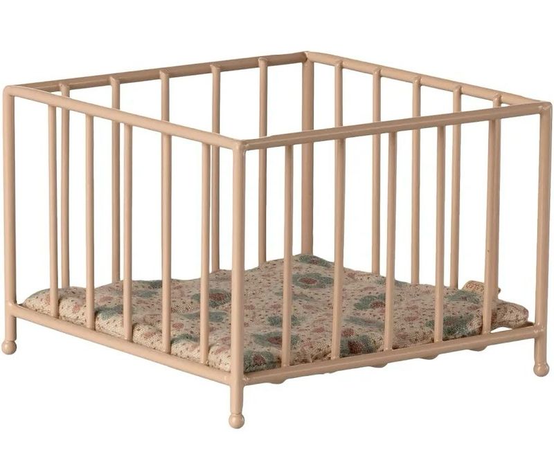 Maileg Playpen, My