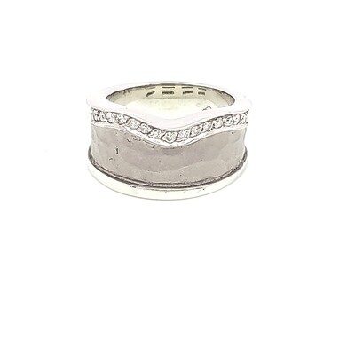 Ladies Matte Finish Diamond Band Ladies Matte Finish Diamond Band