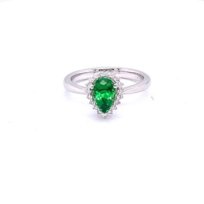 Ladies White Gold Tsavorite Ring Ladies White Gold Tsavorite Ring