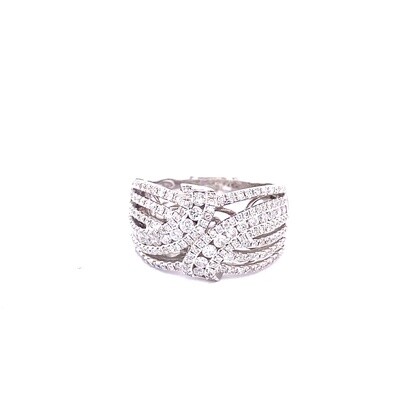 Ladies White Gold Diamond Ring