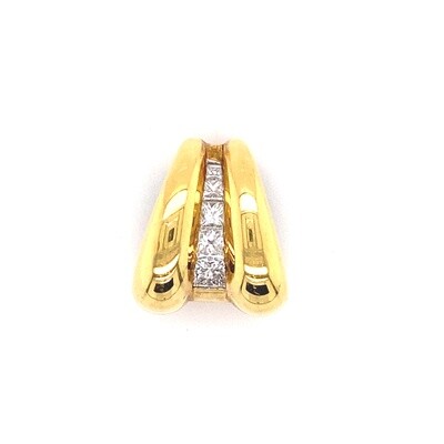 Ladies Yellow Gold Diamond Pendant