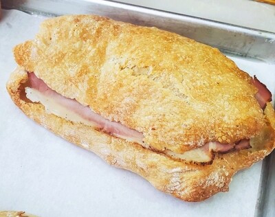 Ham &amp; Butter sandwich (Jambon Beurre)