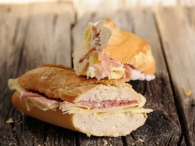 Ham &amp; Gruyère sandwich (Jambon Fromage)