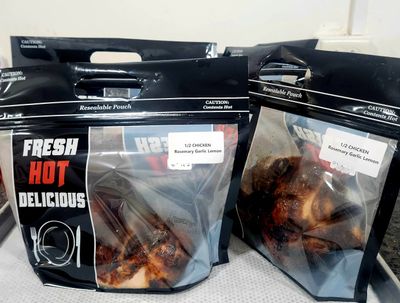 1/4 CHICKEN Rosemary Garlic Lemon whith homemade potatoes