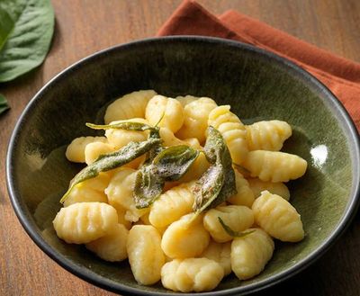 Gnocchi pasta roll (frozen - 110g) - Serves 1