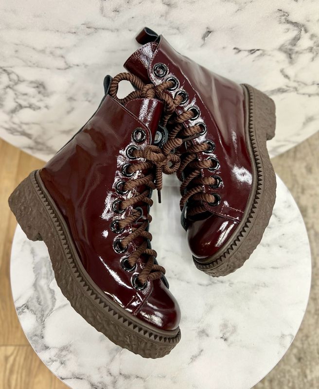 Lakuoti aulinukai CHERRY Lakuoti aulinukai CHERRY