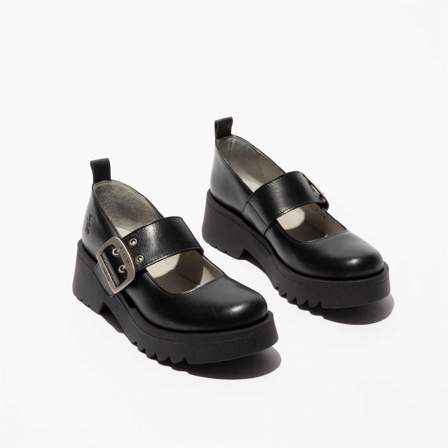 Sandalai FLY LONDON MOCH