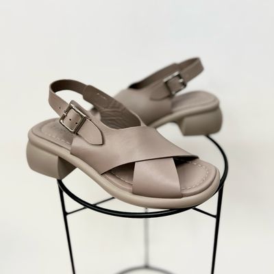 Odinės basutės KLARA