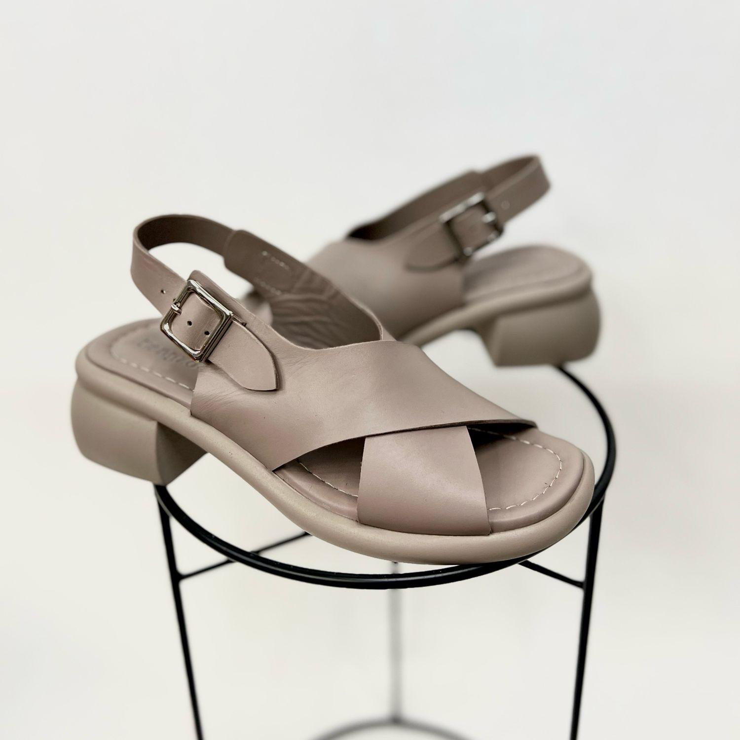 Odinės basutės KLARA