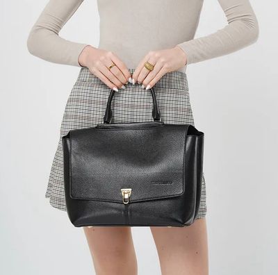 Rankinė didelė AFour