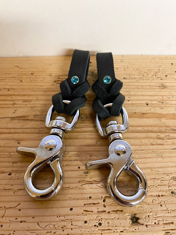 Steigbügelhalter mit Glitzersteinchen Steigbügelhalter mit Glitzersteinchen