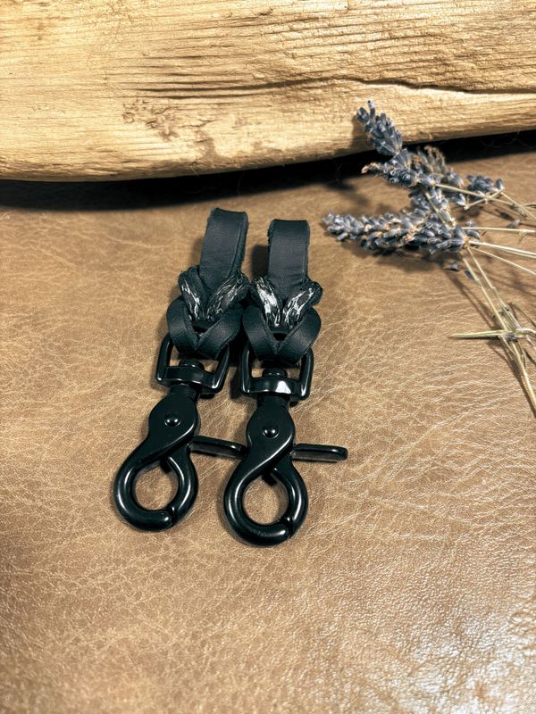 Steigbügelhalter mit Fischleder Steigbügelhalter mit Fischleder