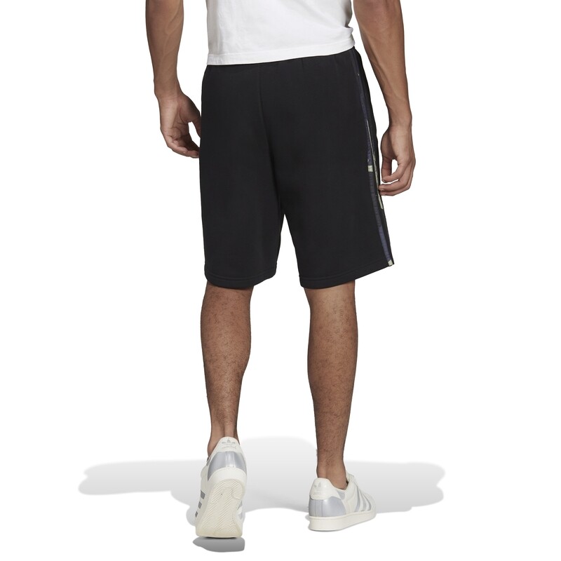 Graphics Camo Shorts
