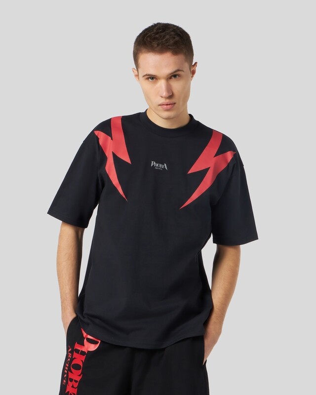 Phobia black tee red screaming skulls print