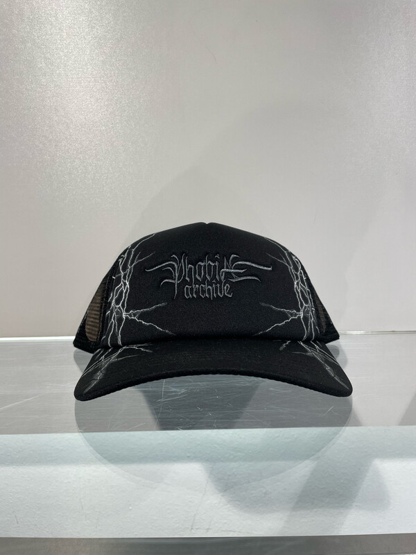 Phobia trucker cap White lighting print