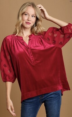 Umgee Velvet V-Notched Top w/ Organza 3/4 Puff 