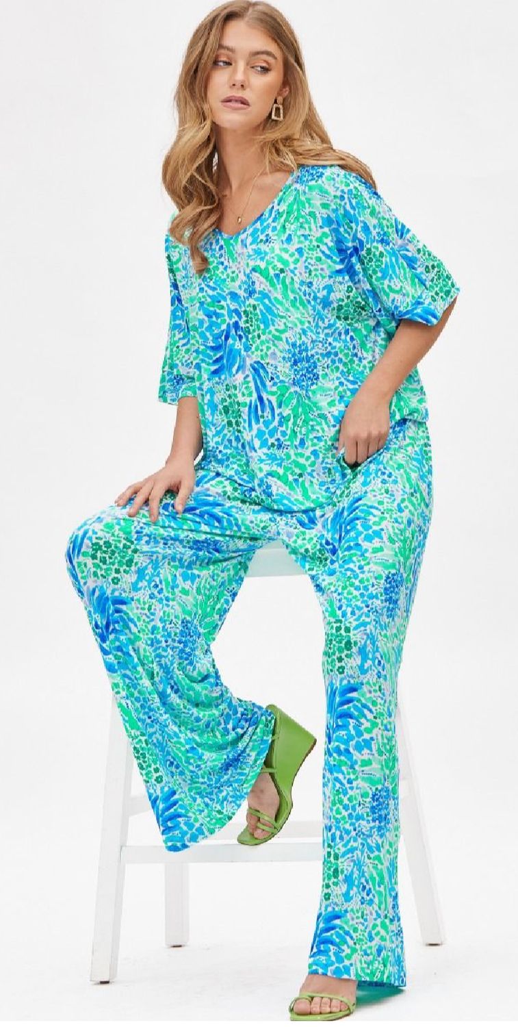 Dear Scarlett wrinkle free Cabana Set