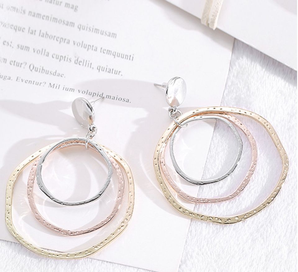 Concentric Rings Dangle Earrings