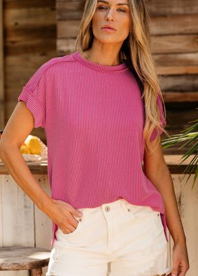 Textured Knit Exposed stitching t-shirt