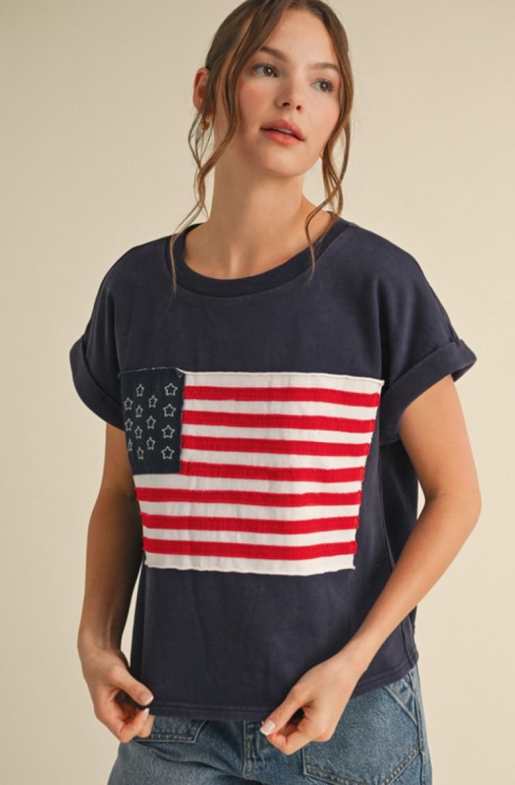 Jodifl American flag patch top with U-neck