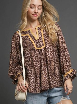 Umgee Leopard Print Contrast Trim Blouse