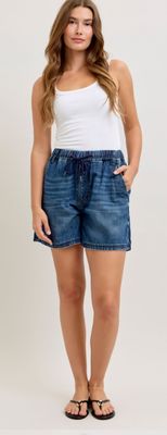 Judy Blue HW Baggy Short Featherweight