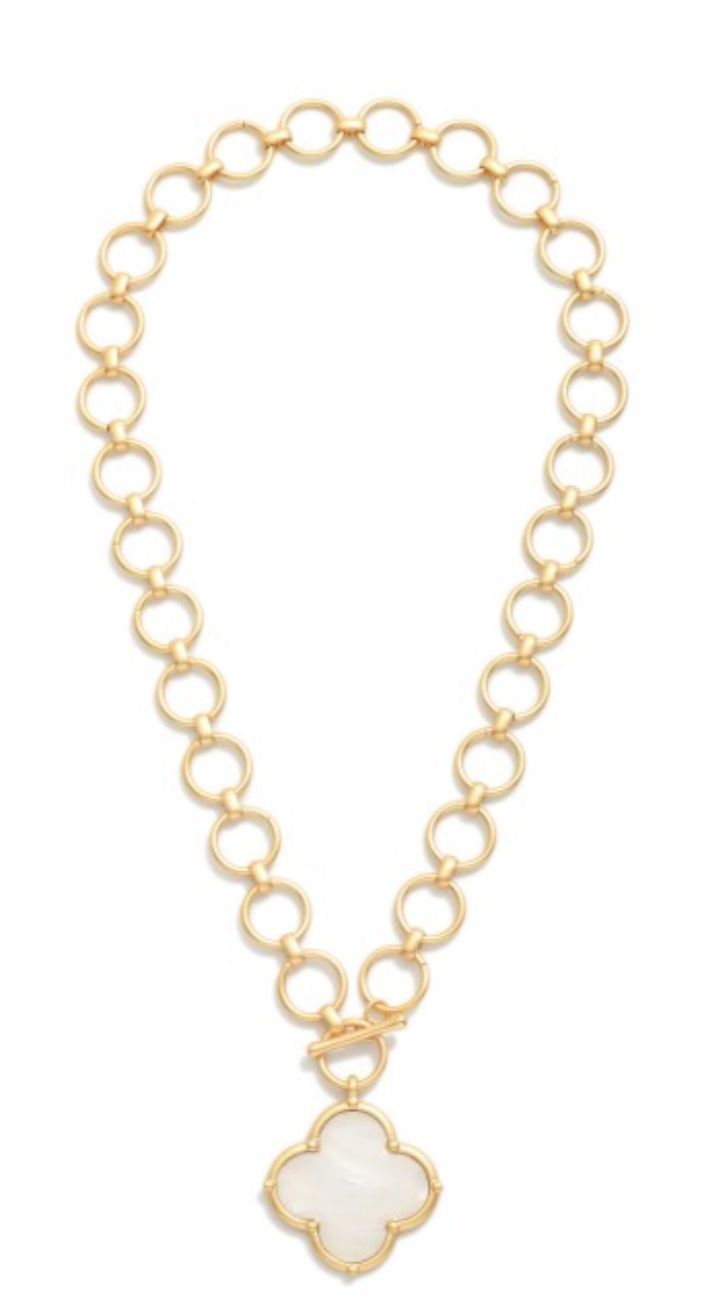 Pearlescent Clover Pendant circle link necklace