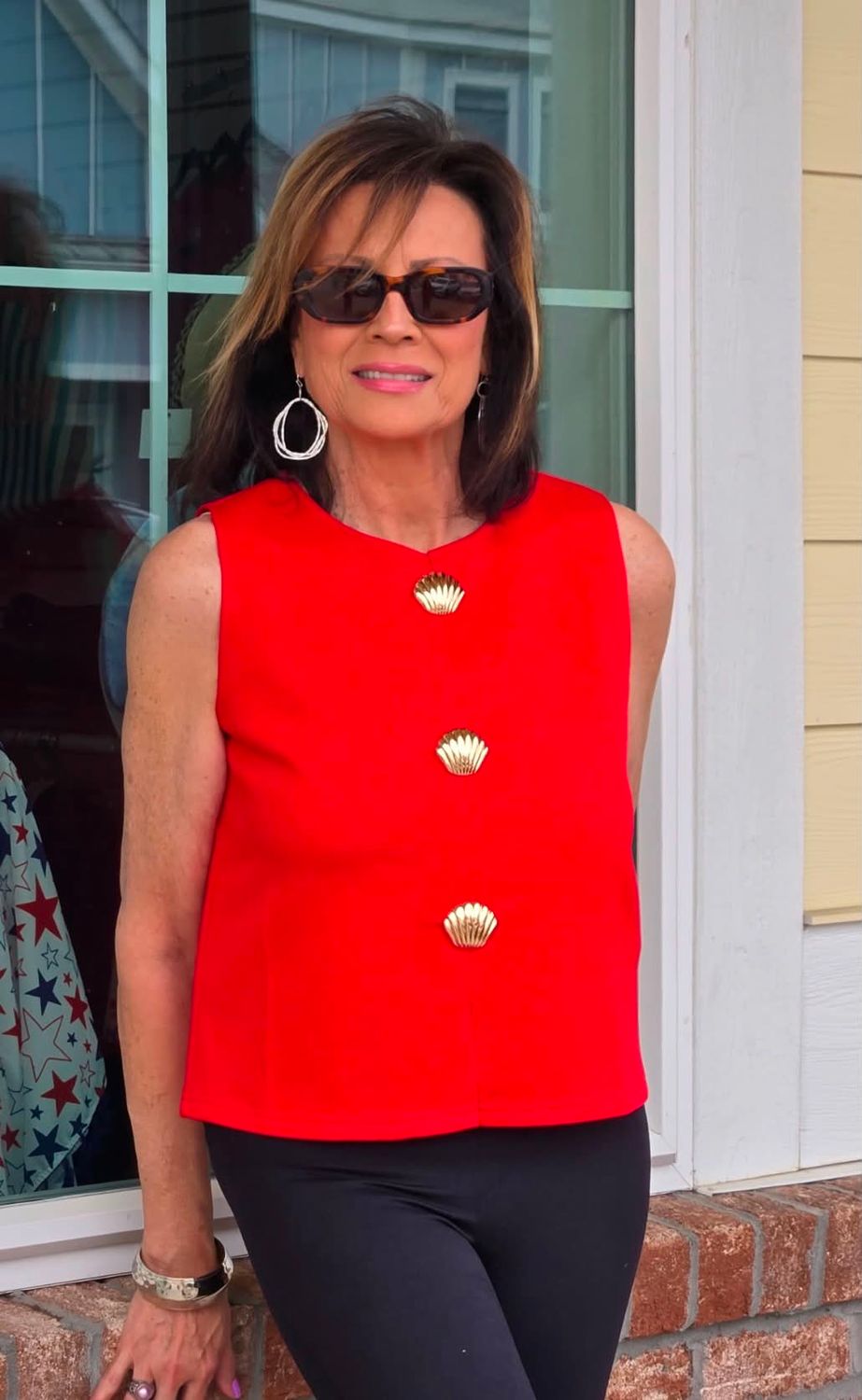 Jodifl sleeveless solid top w/front gold seashell