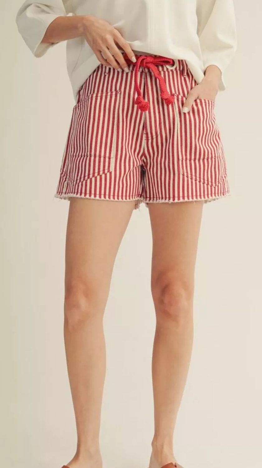 Drawstring waist stripe shorts