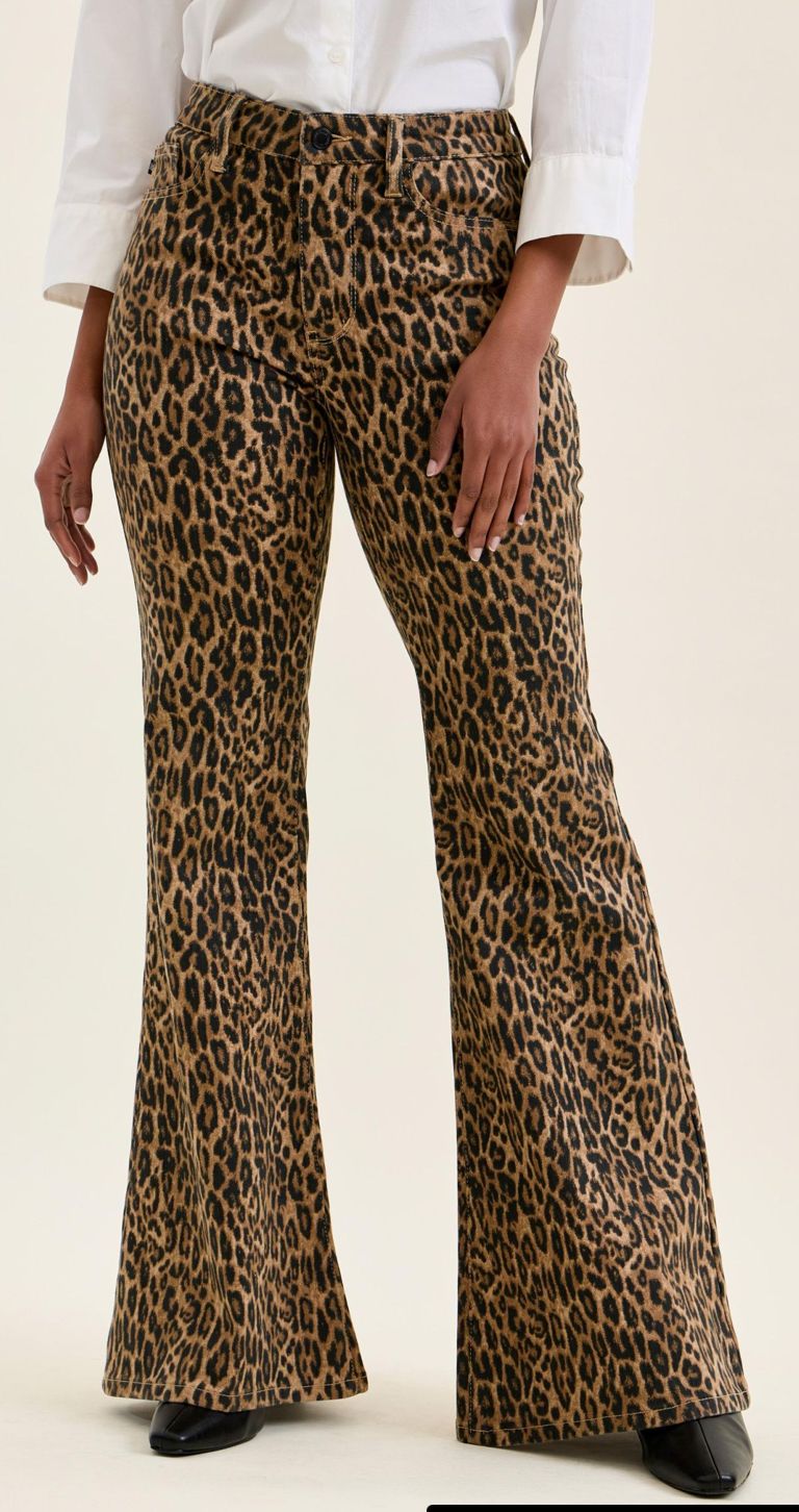 Judy Blue MR JAQUELINE Flare Leopard LUXE