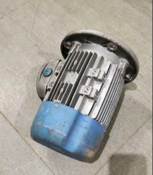 Gear box motor 1 HPX1440 RPM(E16011029) Gear box motor 1 HPX1440 RPM(E16011029)